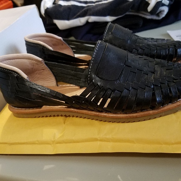 Black leather mexican style shoes huaraches - Picture 4 of 5